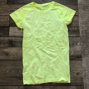 neon lululemon swiftly